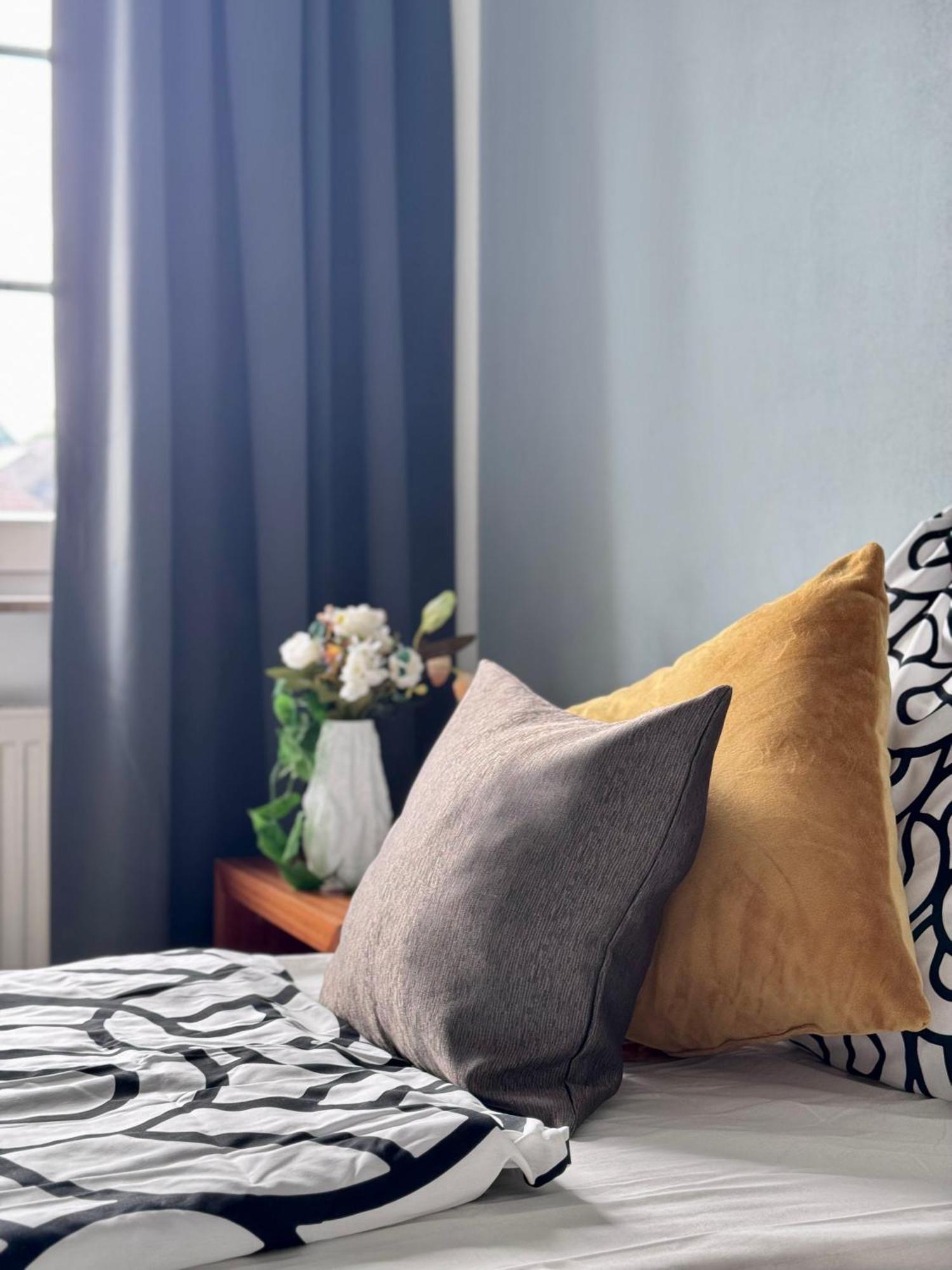 Hotel Moji 3 Landhaus Koeln 린들라 외부 사진